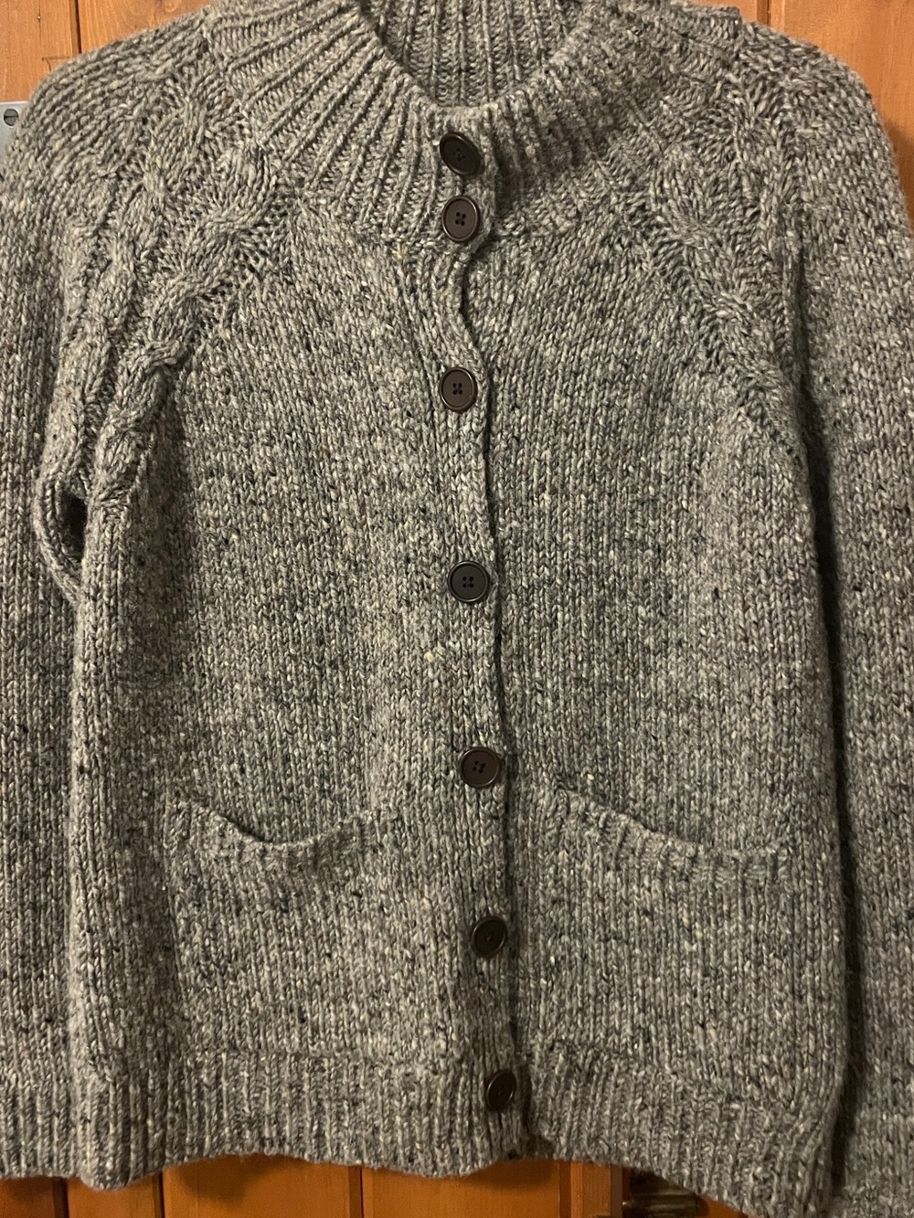 Celtic & Co Pure New Wool Donegal Tweed Fleck Chunky Cardigan Gray XS